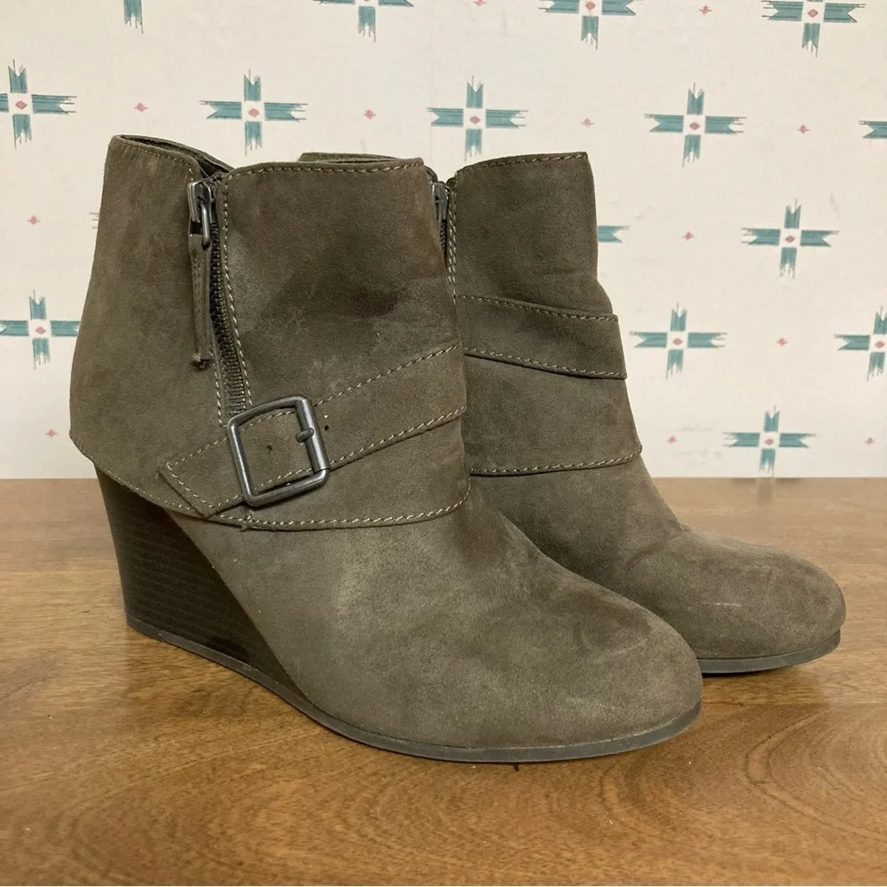 Arizona Jean Company Lady Brown Faux Suede Ankle Boots 8M